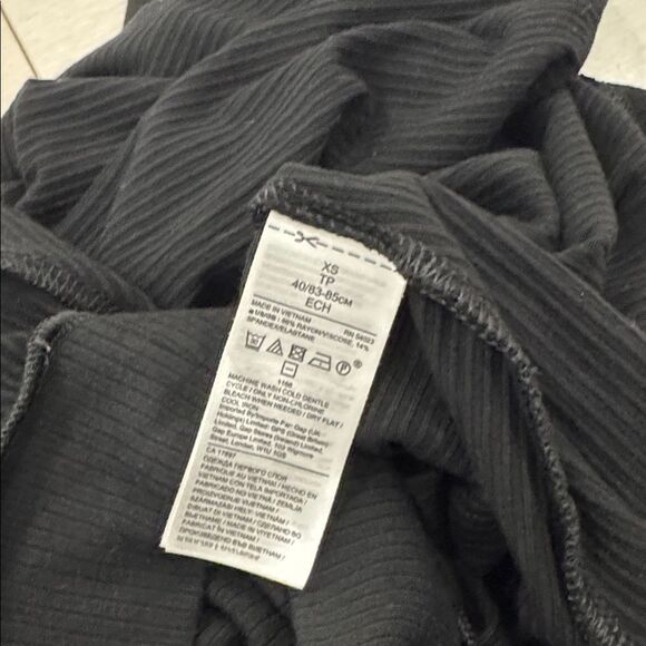 Banana Republic Elegant Black Long Sleeve Dress - Picture 4 of 4